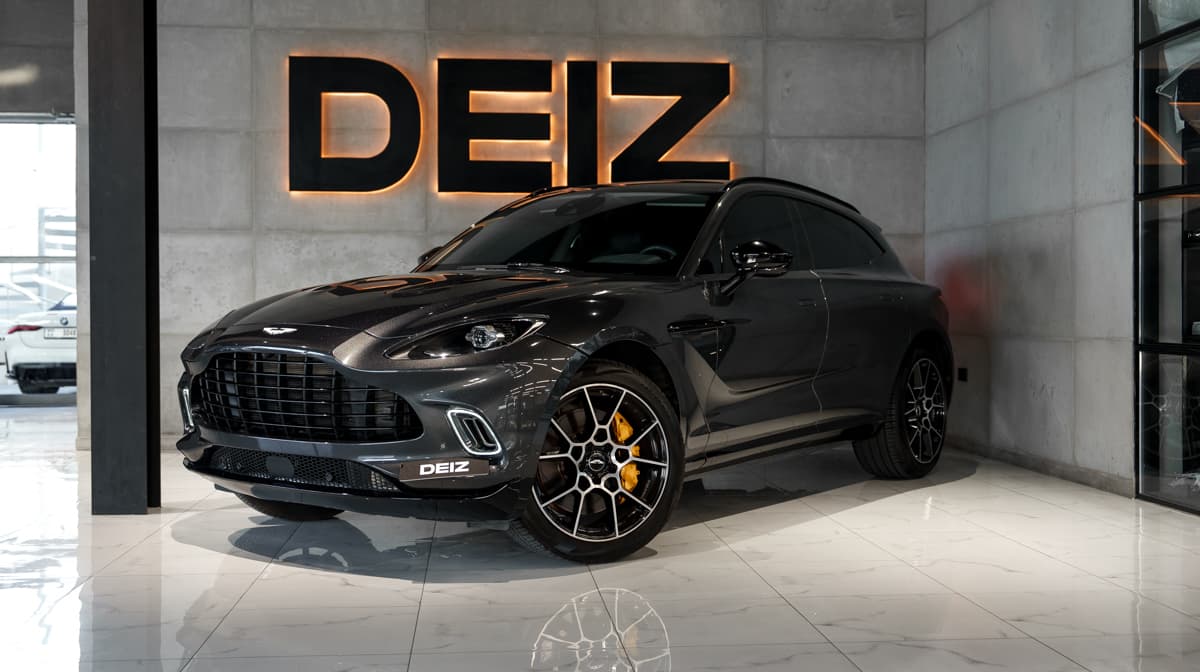 Aston Martin DBX