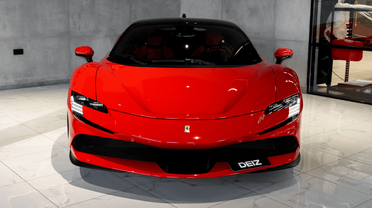 Ferrari SF-90 Stradale 2023