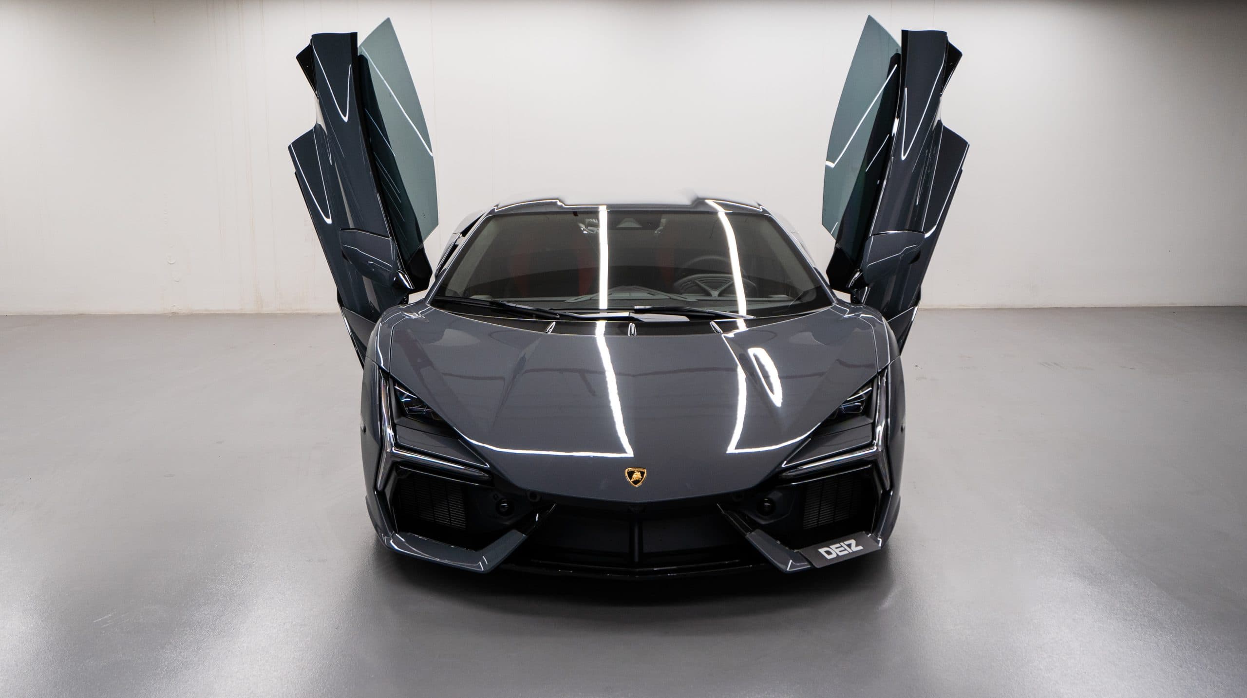 Lamborghini Revuelto 2024