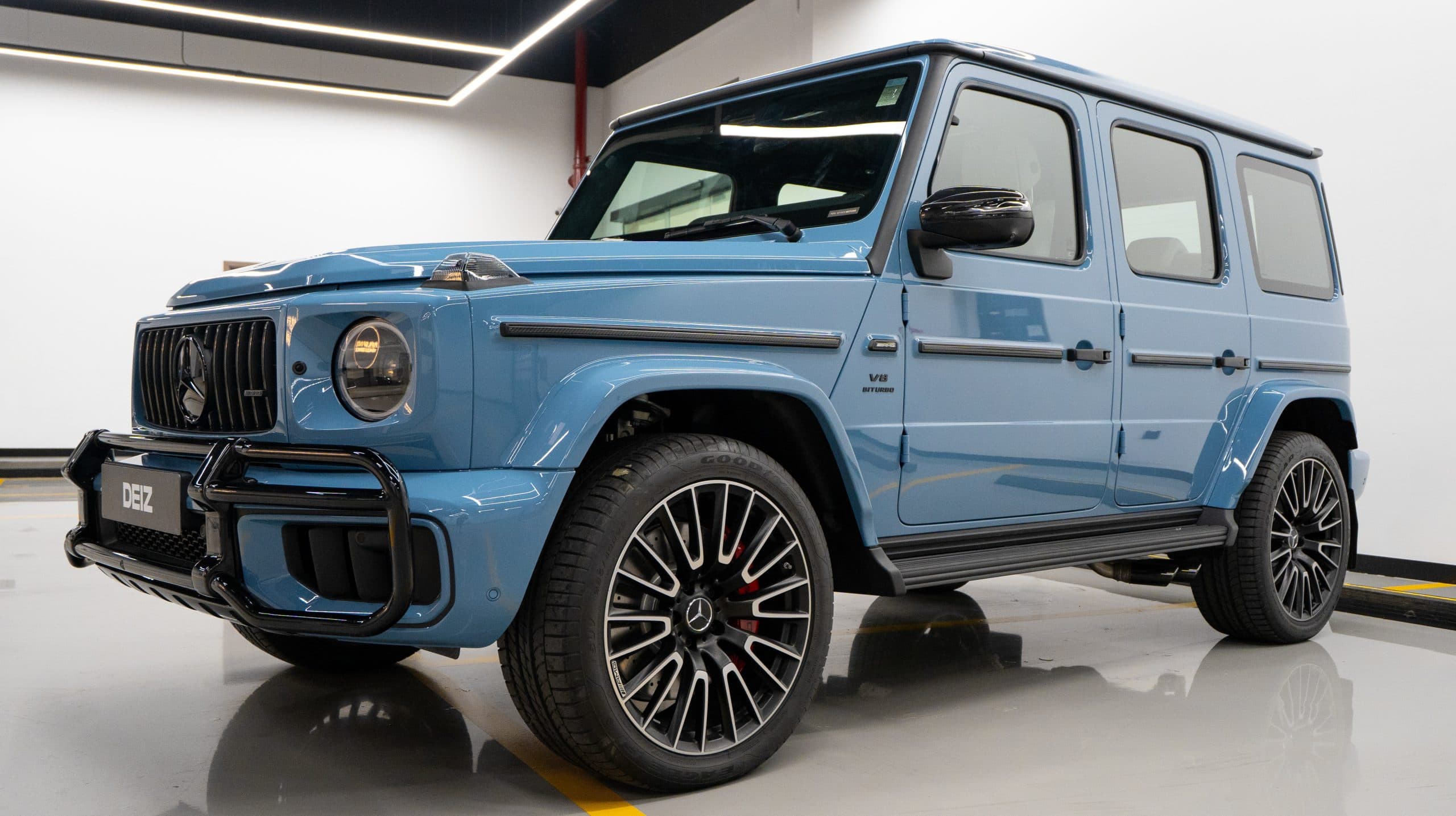 Mercedes G63 blue 2025