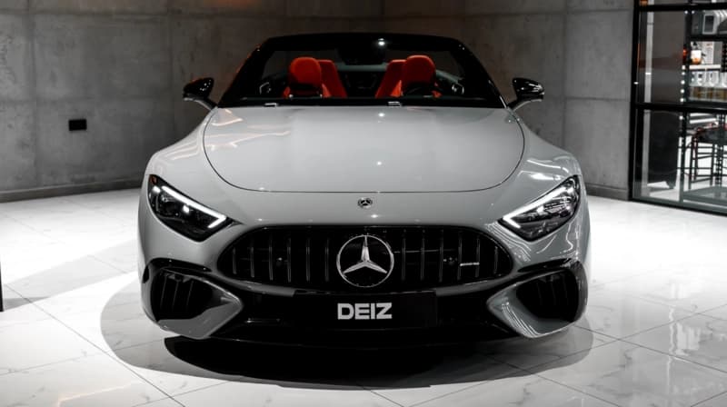 Mercedes SL 63 AMG white 2022