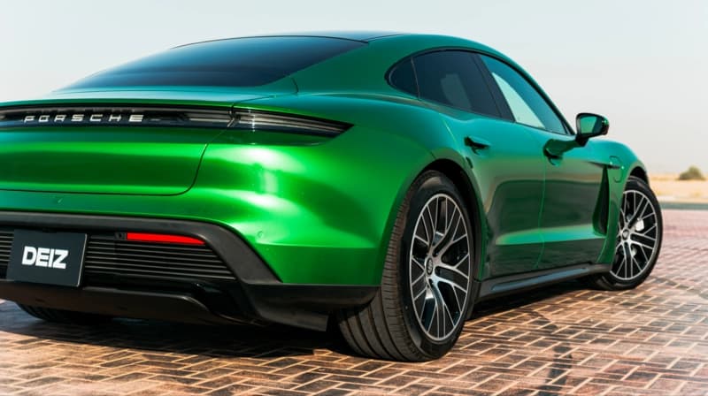 Porsche Taycan Turbo S 2021
