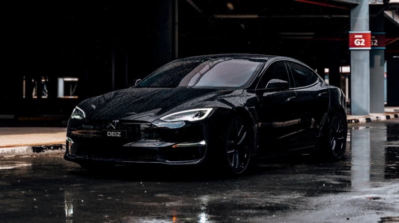 Tesla S Plaid 2022